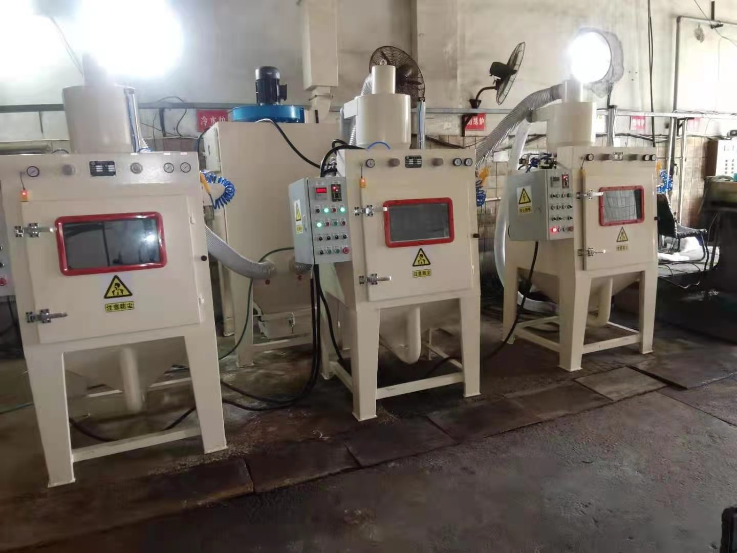 小型噴砂機(jī)的噴砂效果如何？